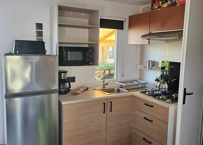 Mobilhome 6 Personnes La Falaise 캠프장 *